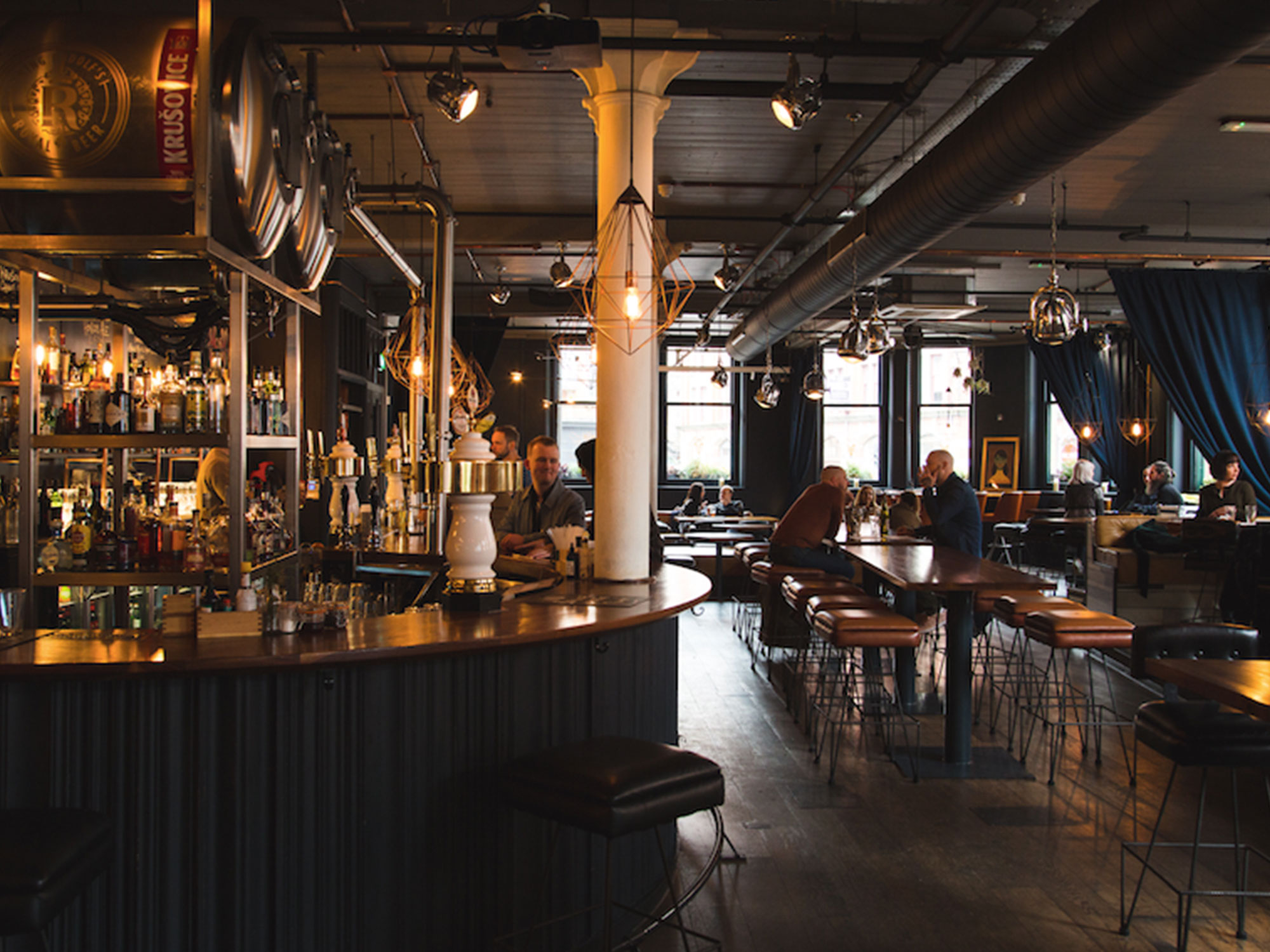 hospitality electrical contractor